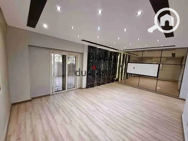 5 b8bb4285-cdd3-4bed-be21-10cd9bed56fe. jpg