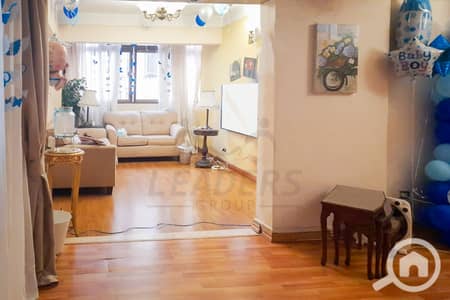 شقة 3 غرف نوم للبيع في سموحة، الإسكندرية - 1. jpg
