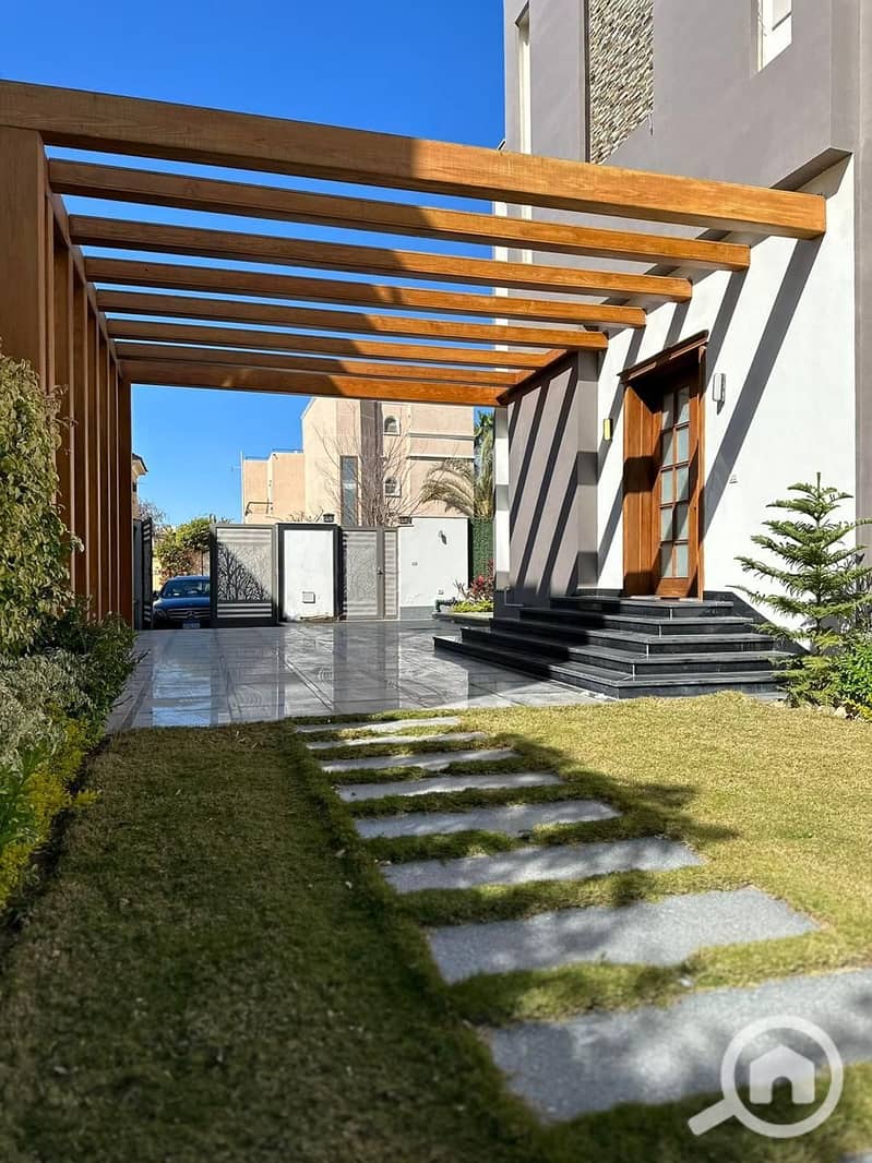 villa 4BR in beverly hills | فيلا متاحة للايجار اليومي في الشيخ زايد