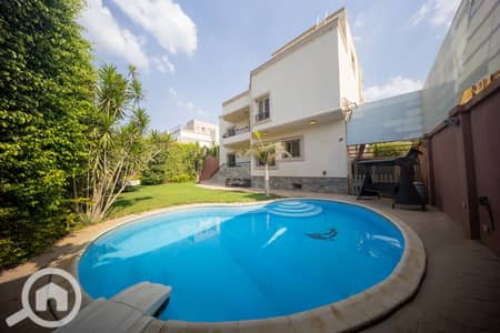 5 Bedroom Villa for Rent in Sheikh Zayed, Giza - فيلا كلاسيك 5 غرف في بيفرلي هيلز | Classic Villa 5BR In Beverly Hills