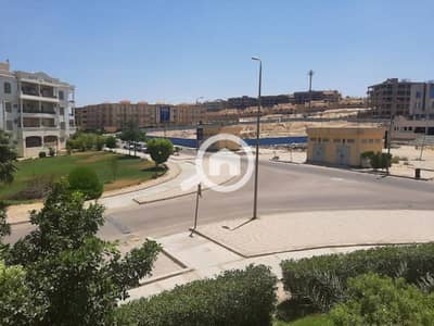 شقة 3 غرف نوم للايجار في الشيخ زايد، الجيزة - شقه اكبر مساحه ٢٢٠م دور اول فيو مفتوح بجوار بوابه هايبر الشيخ زايد