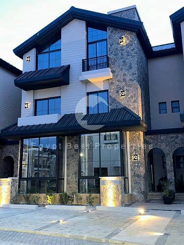 3 Bedroom Villa for Sale in Mostakbal City, Cairo - medium_2956bb24-79c4-41af-b3f0-d735027f42cd. jpg