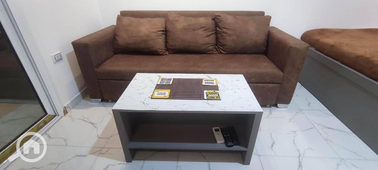7 Living area. jpg