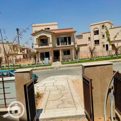 3 Bedroom Villa for Sale in Madinaty, Cairo - f69163b8-e199-47c2-b1dc-d1cb56fb9128. jpg