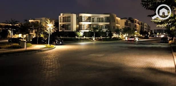 شقة 3 غرف نوم للبيع في القاهرة الجديدة، القاهرة - شقه للبيع ريسيل من كمبوند taj city من مرحله اورجامي