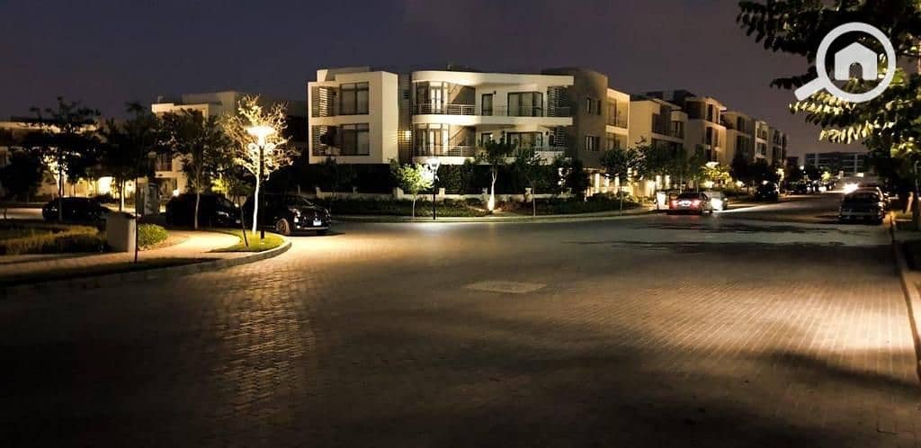 شقه للبيع ريسيل من كمبوند taj city من مرحله اورجامي شقه للبيع ريسيل من كمبوند taj city من مرحله اورجامي