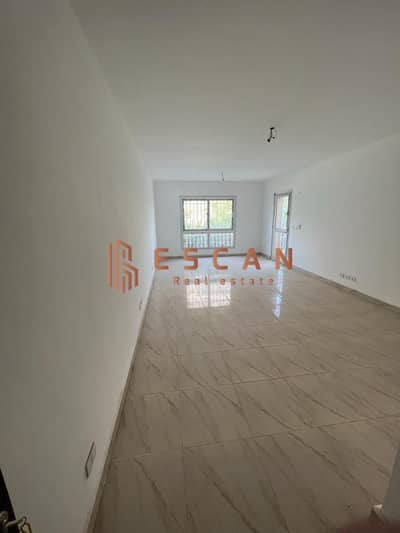 3 Bedroom Flat for Sale in Madinaty, Cairo - IMG-20250123-WA0136. jpg