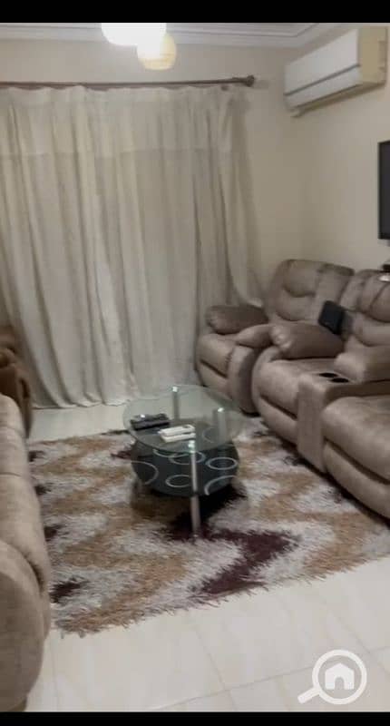 شقة للايجار مفروشة بكمباوند روضه زايد مكيفه بالكامل شقة للايجار مفروشة بكمباوند روضه زايد مكيفه بالكامل