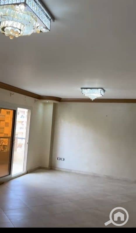 شقة للايجار بالحي الثامن بالمطبخ والتكيفات تصلح سكن وإداري بالشيخ زايد شقة للايجار بالحي الثامن بالمطبخ والتكيفات تصلح سكن وإداري بالشيخ زايد