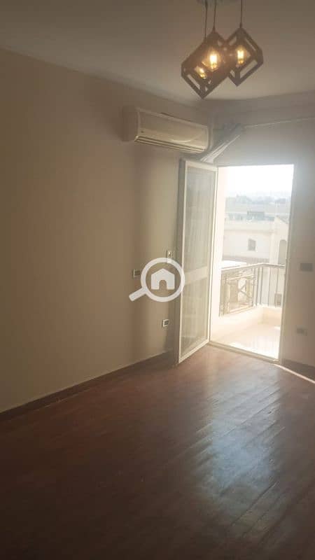 شقة للايجار بالمطبخ والتكيفات بكمباوند حدائق المهندسين بالشيخ زايد