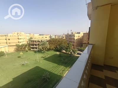 3 Bedroom Flat for Rent in Sheikh Zayed, Giza - شقة للايجار بالحي الحادي عشر بالمجاوره الاولي بالشيخ زايد