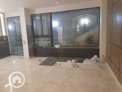 3 Bedroom Apartment for Rent in Sheikh Zayed, Giza - شقة للايجار بجاردن اول سكن بالمطبخ والتكيفات مدخل خاص بالحي الثالث عشر