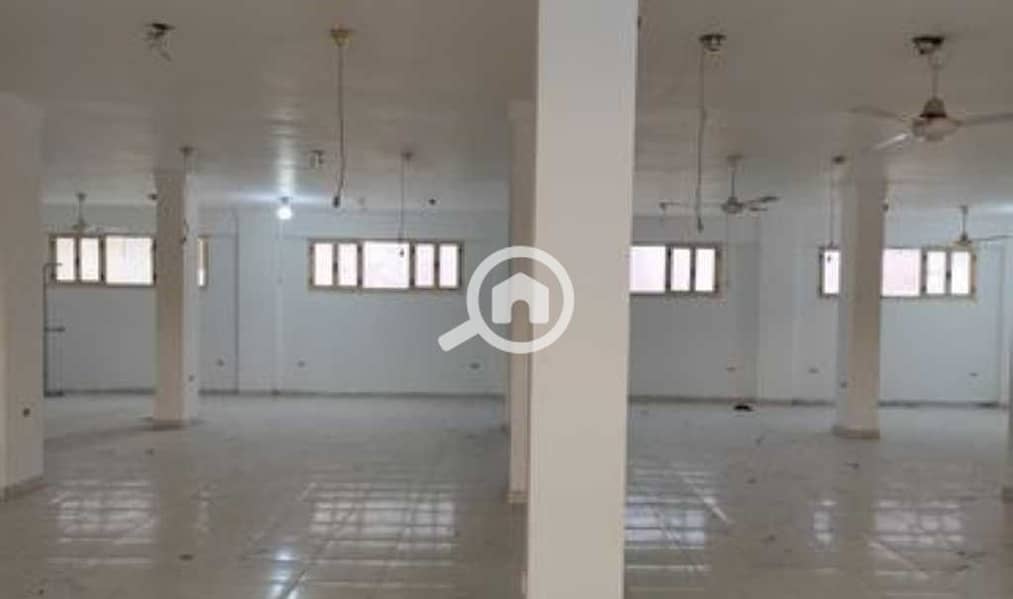 realestate_مصنع-300م-للإيجار-3-ادوار-تشطيب-الترا-سوبر-لوكس-كامل-دفاع-مدني12022082395516. jpg