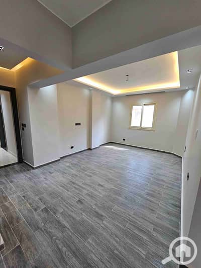 فلیٹ 4 غرف نوم للايجار في 6 أكتوبر، الجيزة - 20250602_155152. jpg