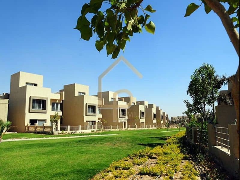 13 تاون-هاوس-للبيع-بمساحة-313-متر-في-جولف-إكستنشنز. jpg