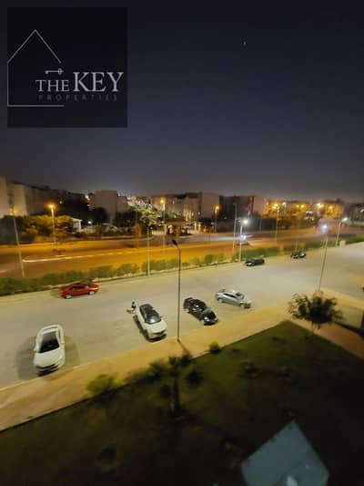 3 Bedroom Flat for Sale in Sheikh Zayed, Giza - 510f6471-84ef-40f4-bf01-d48dc0e3f6db. jpg