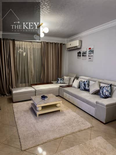 شقة 3 غرف نوم للايجار في الشيخ زايد، الجيزة - 97075a0e-dd8b-4808-8d39-9af9bcf81b9a. jpg