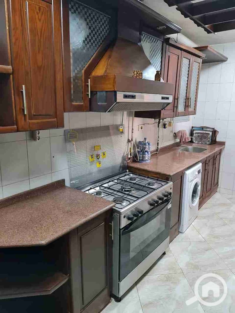 7 1000733049. jpg