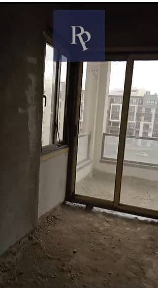 3 Bedroom Flat for Sale in Hadayek October, Giza - st7. JPG