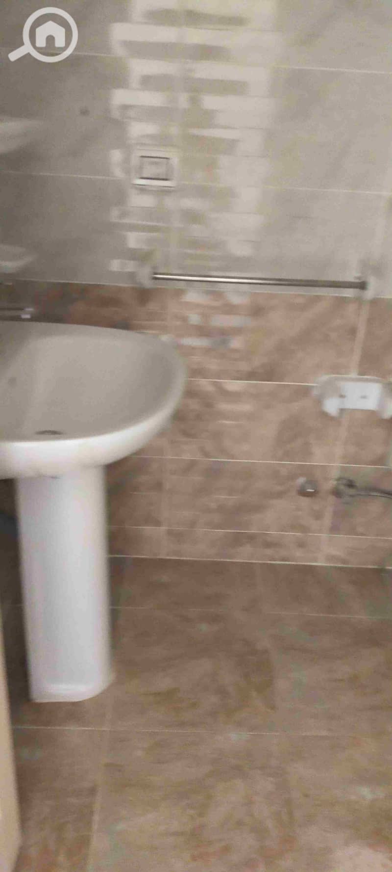22 1000437303. jpg