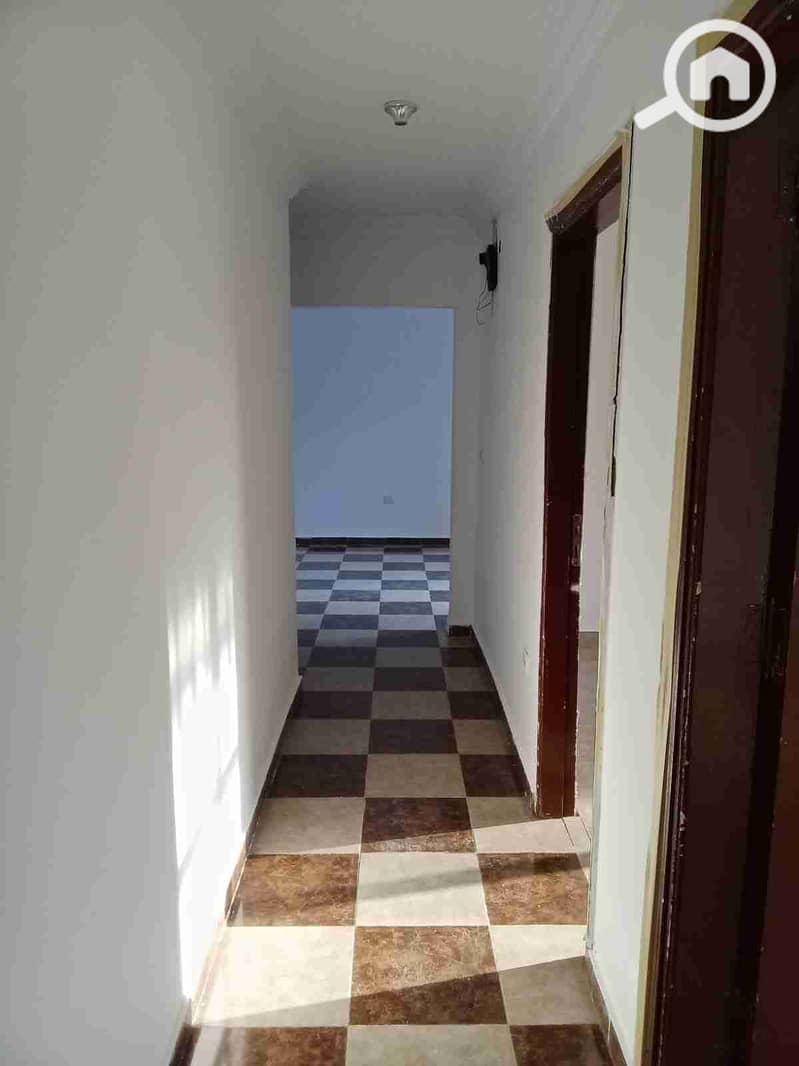 4 1000445914. jpg
