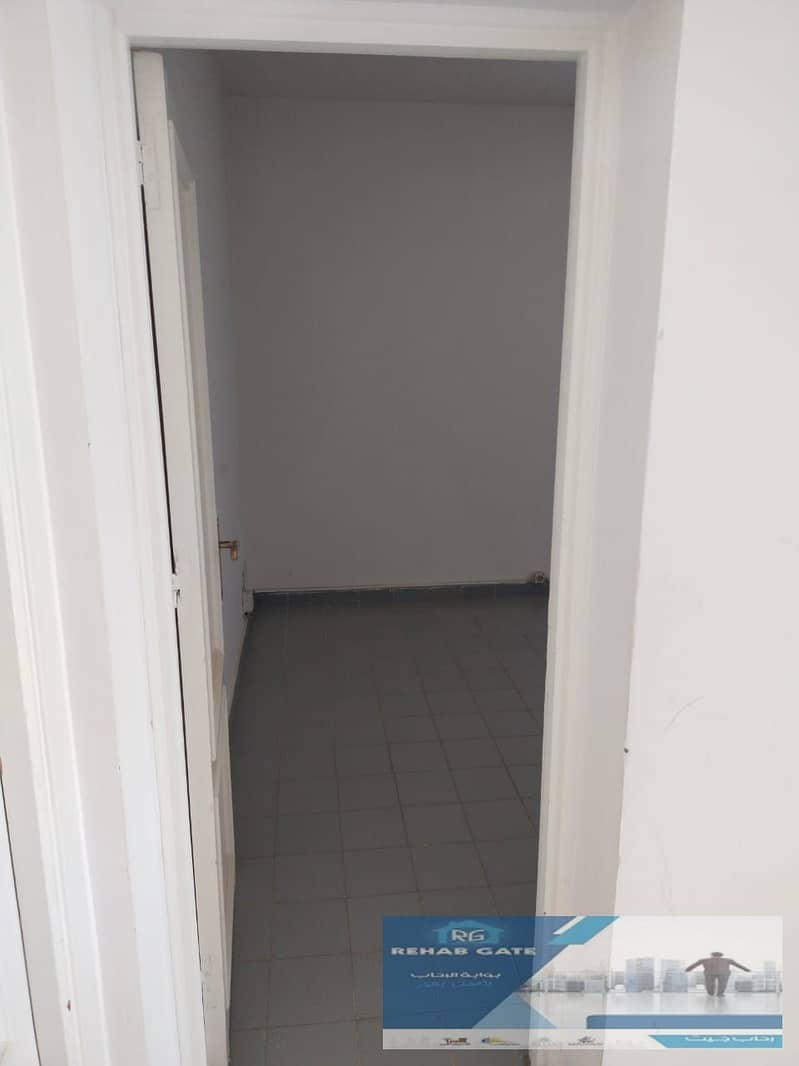 10 13dc4f46-2bd8-4193-92a7-9e40a840a247. jpg