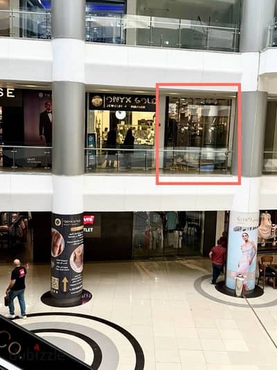 Retail for Rent in New Cairo, Cairo - محل 18 م ميراج مول التجمع