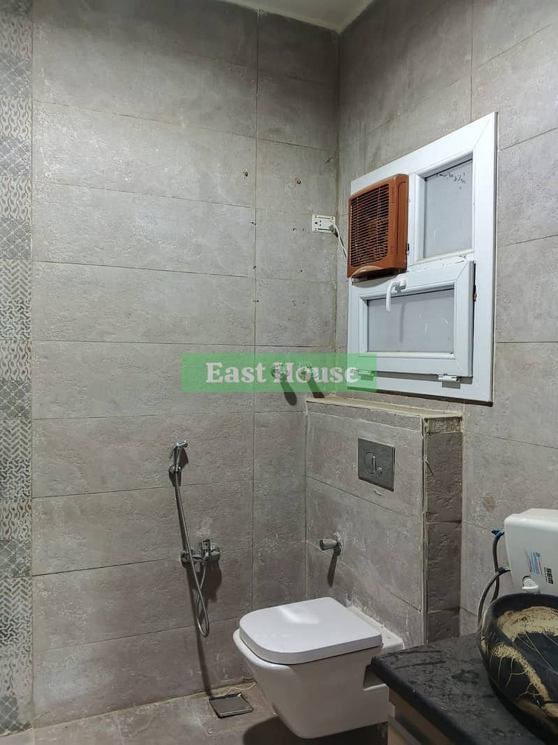 9 89ef2dce-b289-4edf-b32b-41a5ac73d2ba. jpg