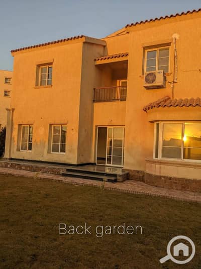 4 Bedroom Villa for Sale in Madinaty, Cairo - 8a8f00cf-db35-47fe-80ee-e4b899f679bc. jpeg