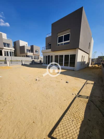 5 Bedroom Villa for Sale in Sheikh Zayed, Giza - WhatsApp Image 2025-08-28 at 6.55. 20 PM (2). jpeg
