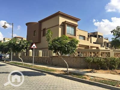 4 Bedroom Villa for Sale in New Cairo, Cairo - 508152823_1492841712099973_6352229931997137212_n. jpg