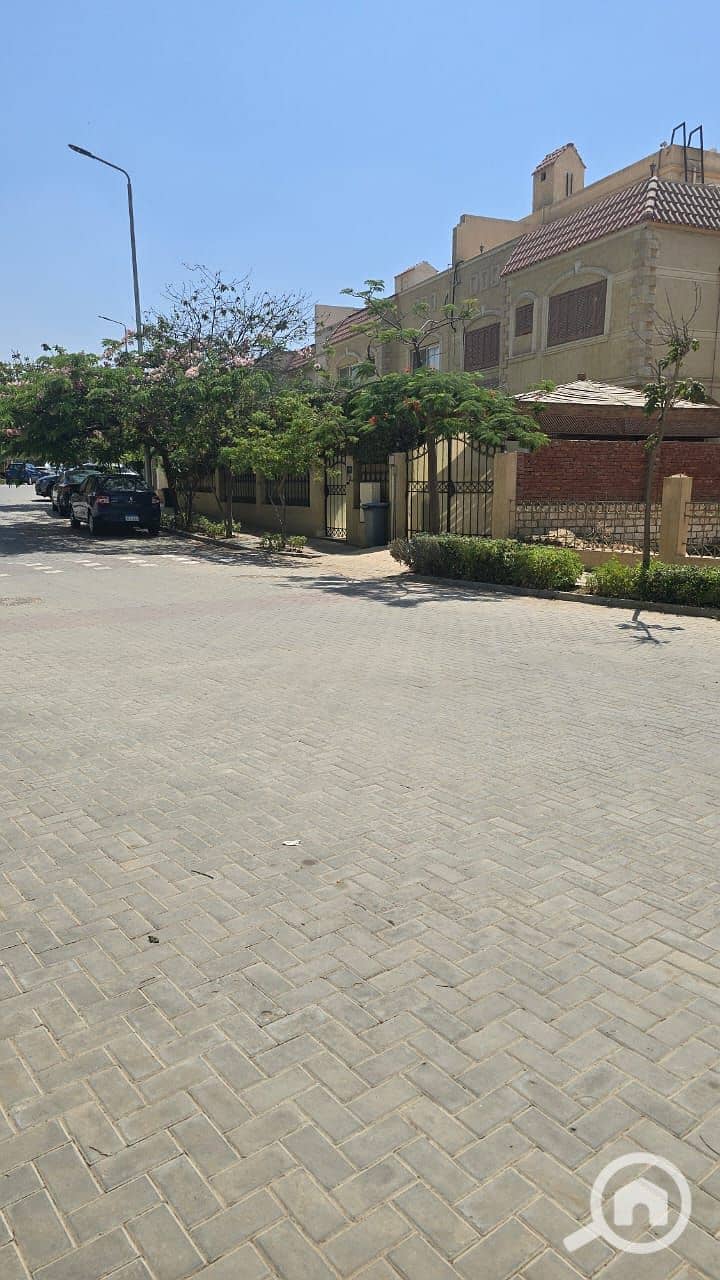 8 WhatsApp Image 2025-08-26 at 13.20. 53_73d0ccc3. jpg