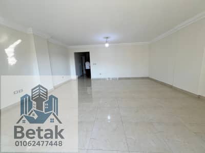 شقة 3 غرف نوم للايجار في سموحة، الإسكندرية - IMG_0563. jpeg