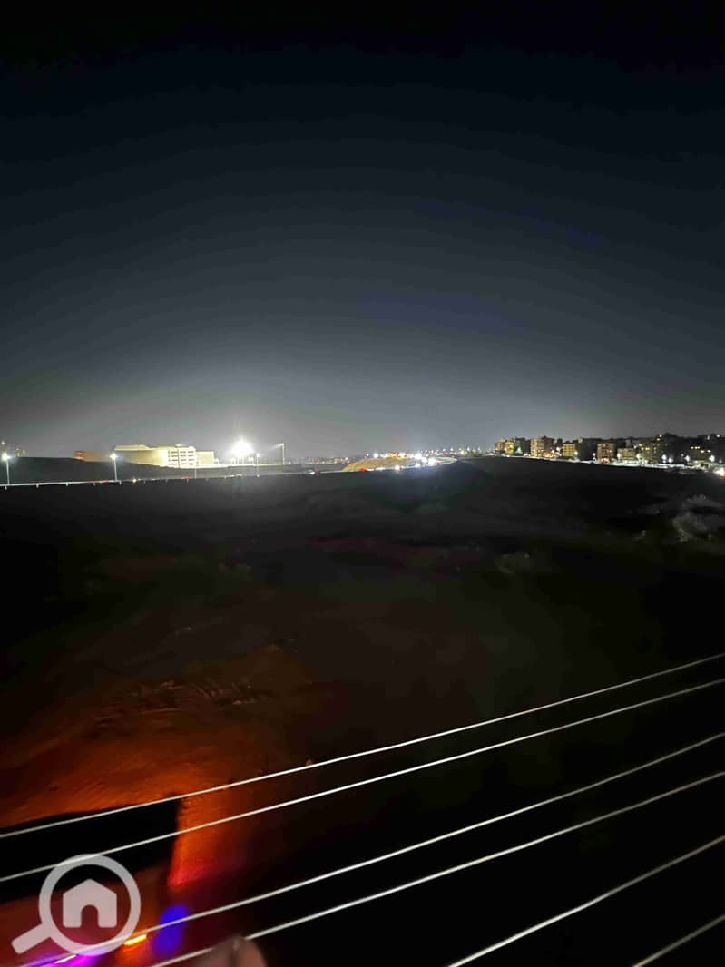 47 1000246934. jpg