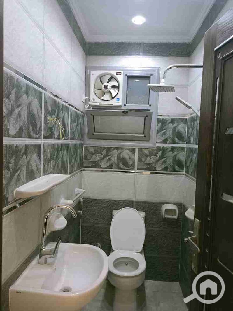 10 1000456246. jpg