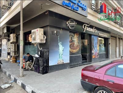 Retail for Rent in Shubra, Cairo - For rent, a 120m2 restaurant fully equipped to the highest level and licensed in Shubra Misr, Al-Khalafawy.