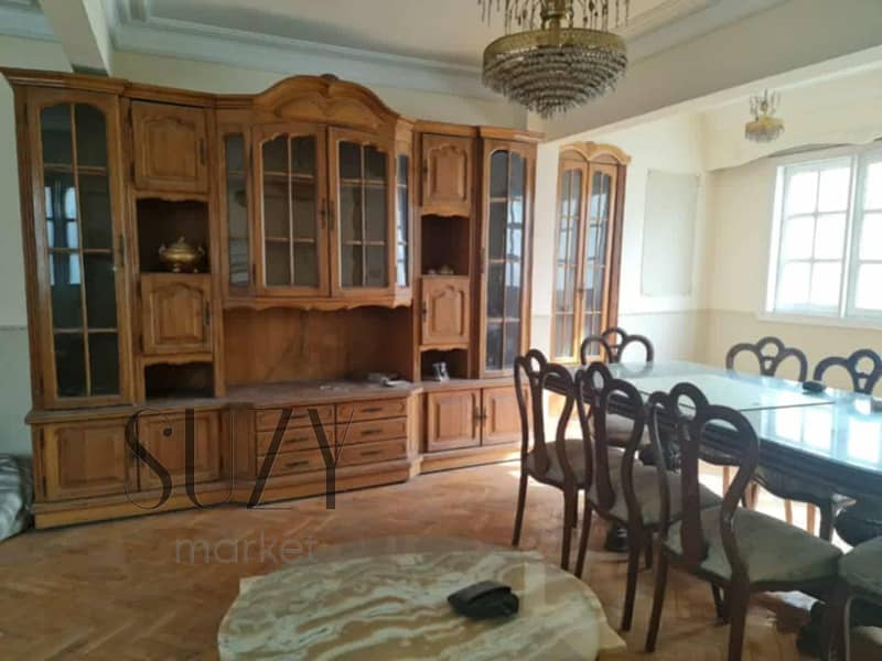 6 f51b49b4-f97f-4a15-be36-cca1537e2087. jpg