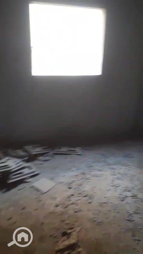 6 WhatsApp Video 2025-08-28 at 10.14. 44 PM - frame at 0m52s. jpg