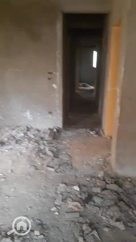 11 WhatsApp Video 2025-08-28 at 10.14. 44 PM - frame at 0m13s. jpg
