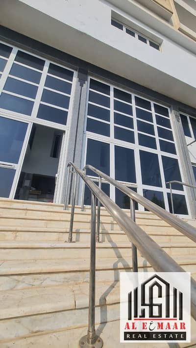 Commercial Building for Rent in 6th of October, Giza - IMG-20250116-WA0001. jpg