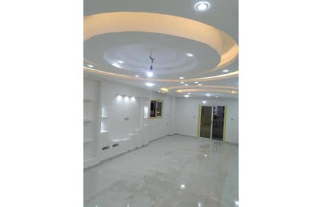 شقة 3 غرف نوم للايجار في الشيخ زايد، الجيزة - IMG-20250816-WA0077. jpg