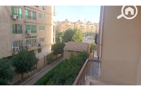 شقة 3 غرف نوم للايجار في الشيخ زايد، الجيزة - IMG-20250812-WA0231. jpg