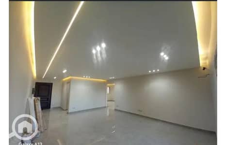 فلیٹ 3 غرف نوم للايجار في الشيخ زايد، الجيزة - IMG-20250812-WA0088. jpg