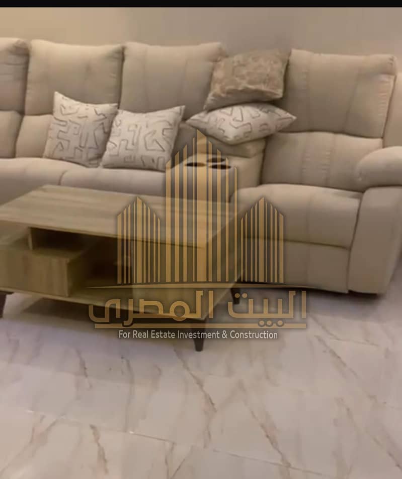 4 f3af81fc-9d31-4520-a227-dd36d9f9747d. jpg