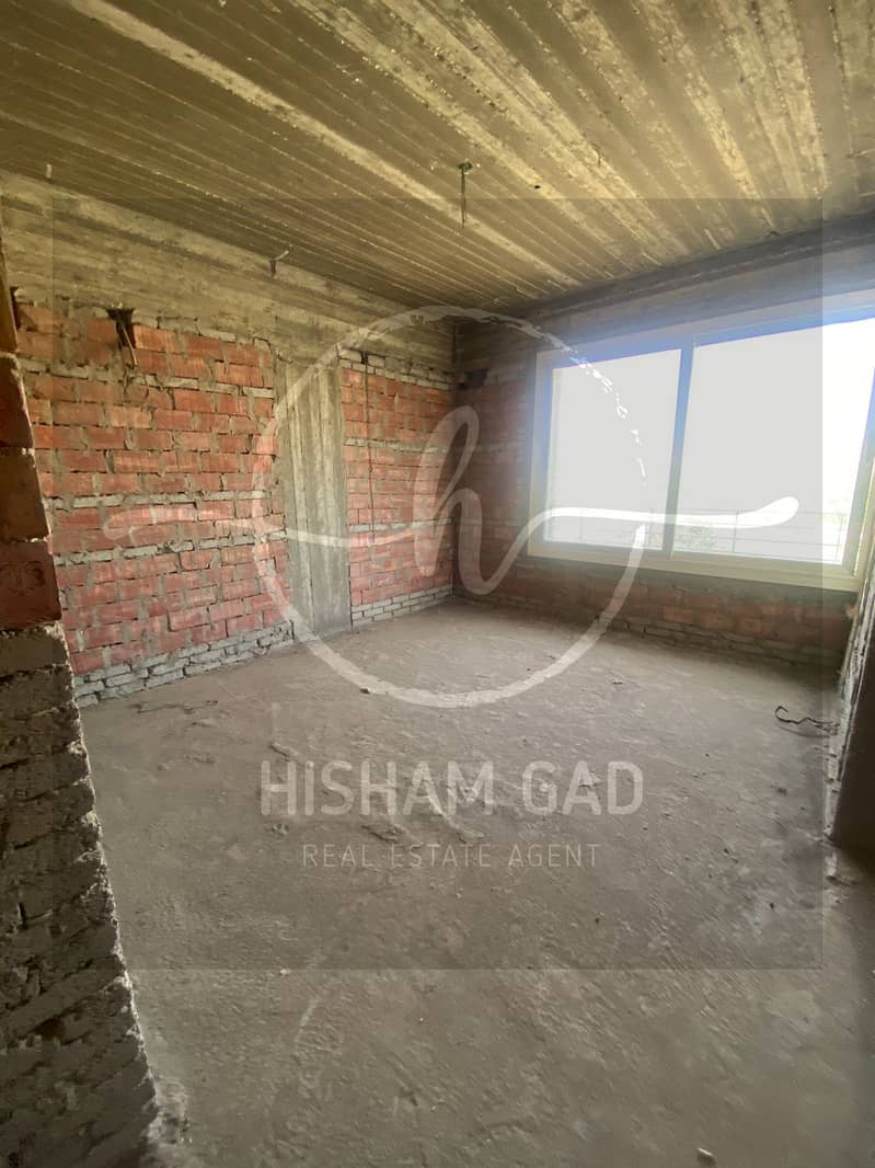 3 f226ed83-bd2d-43af-a698-6fff7ae1f24f. jpg