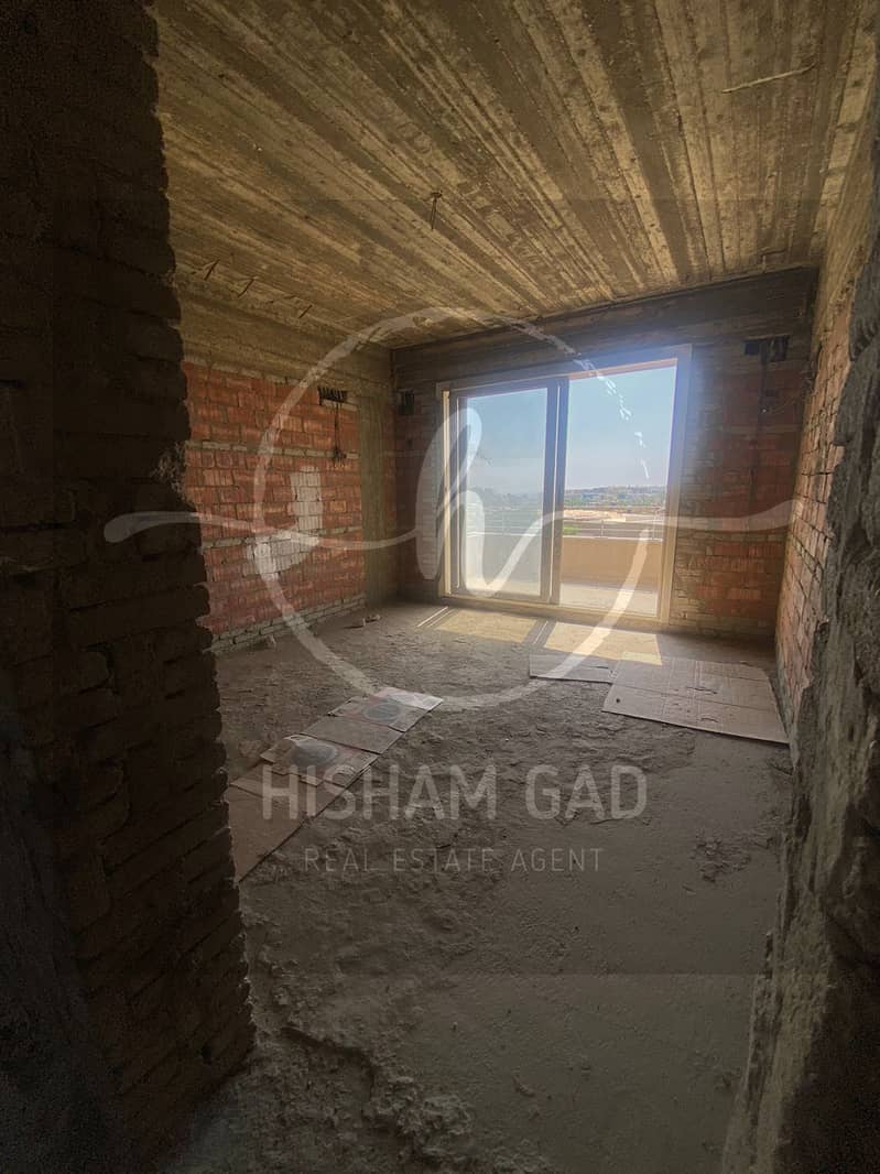 7 4aef47ae-16e4-4981-8b3d-4cb8ad2f54c2. jpg