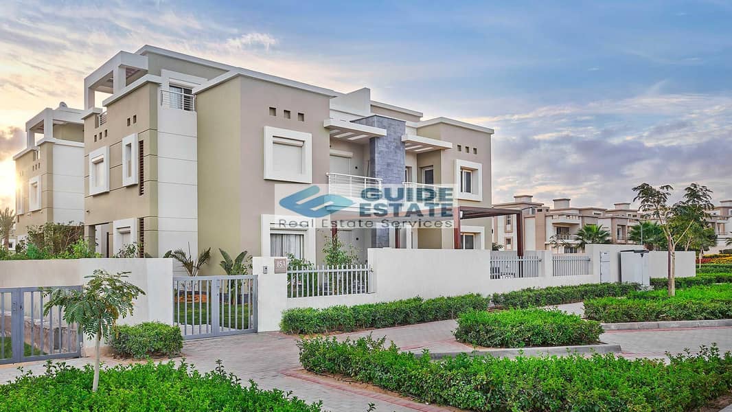 19 Oriana-IV-Desktop. jpg