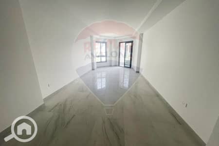 3 Bedroom Flat for Rent in Smoha, Alexandria - 1. jpg