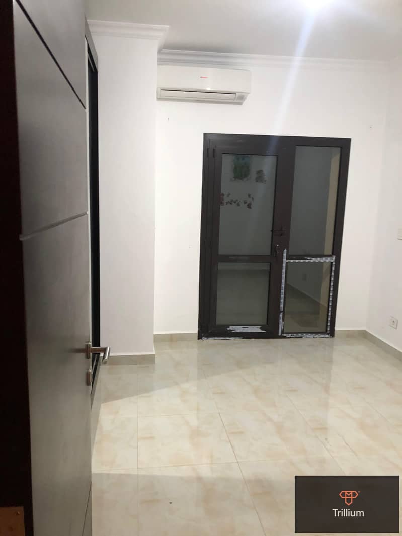 13 WhatsApp Image 2025-08-25 at 22.59. 35_365cad99. jpg