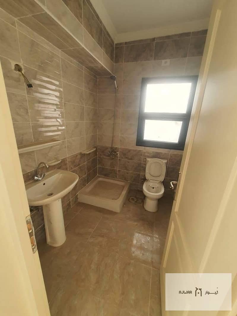 6 73e1f22b-152b-4ccb-baff-263e689cbd14. jpg